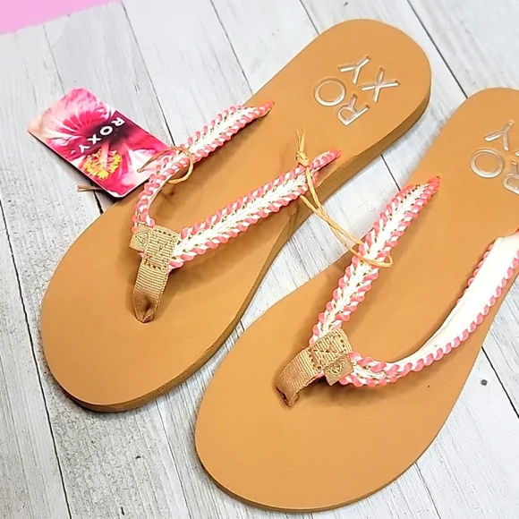 Roxy Tan and Pink Flip Flops - Picture 3 of 3